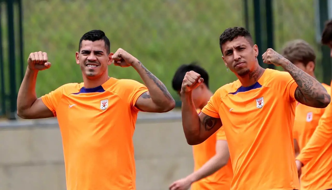 包含山东鲁能战平对手，保持积分平稳的词条