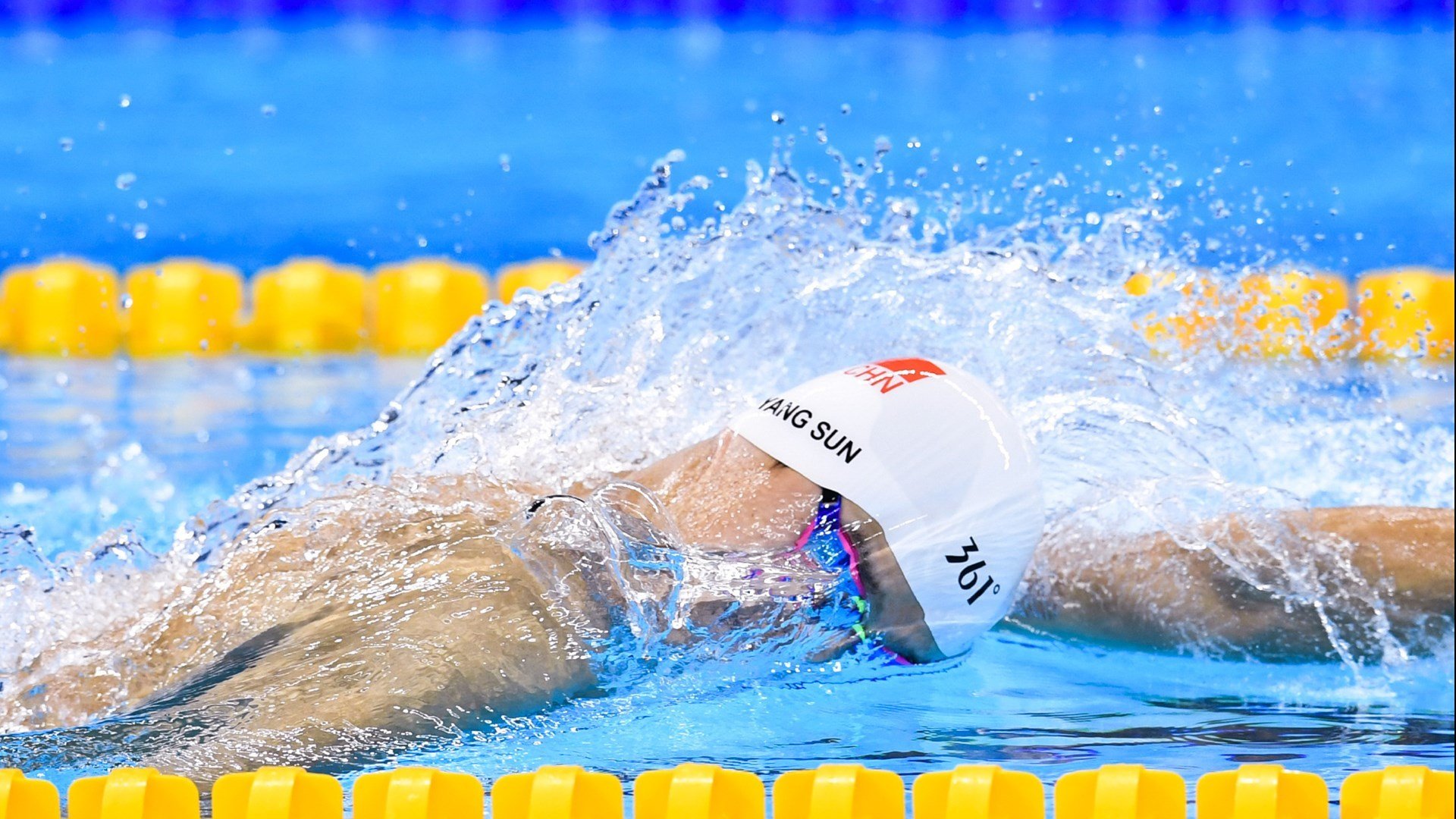 里昂压哨绝杀罗马，帕尔默一剑封喉展露巨星锋芒