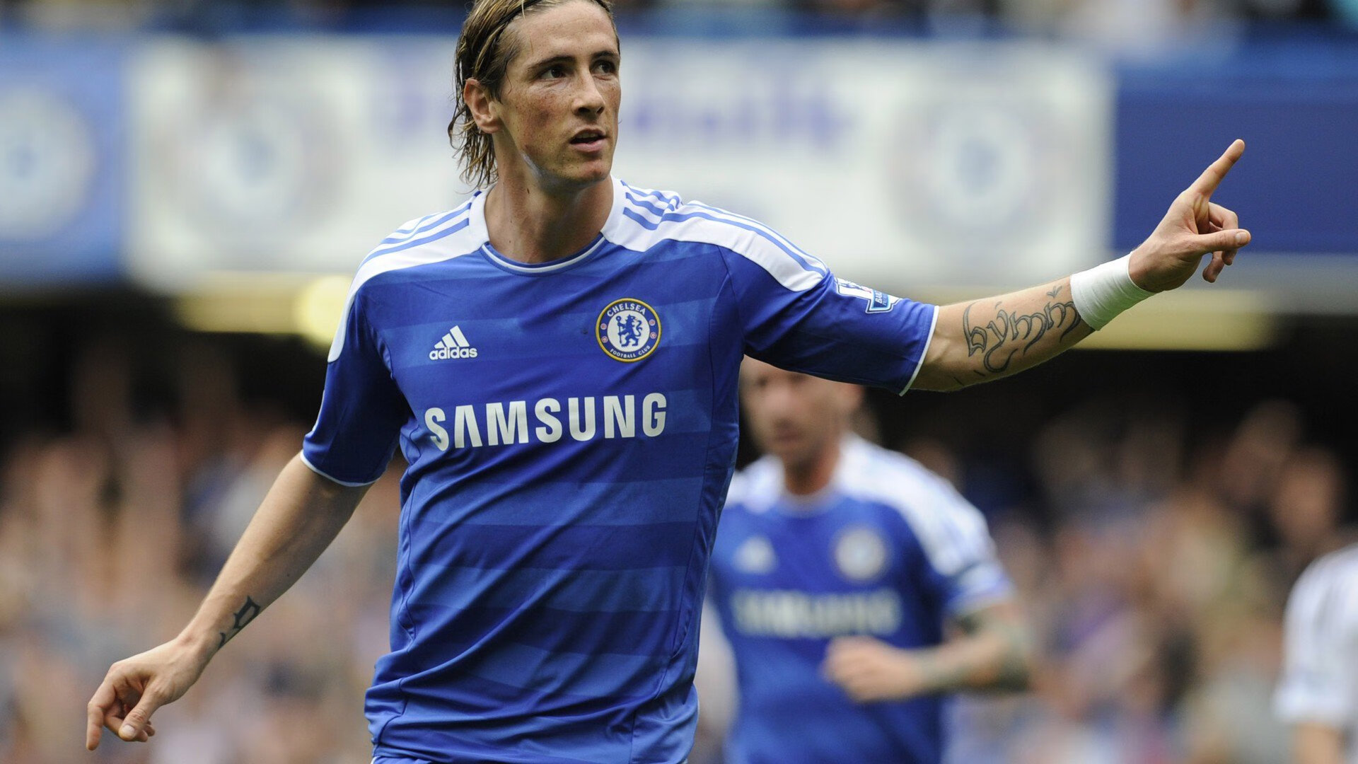 绿茵之外,黄土之上,山西队欧冠决赛时刻的公牛阻击战